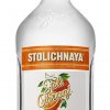 Stoli 4.1 _ OHRANJ _ Pack Shot _ 1.75L _ LR_20195