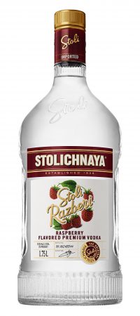Stoli 4.1 _ RAZBERI _ Pack Shot _ 1.75L _ LR_20197
